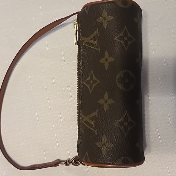 Louis Vuitton Mini Papillon - Picture 4 of 6